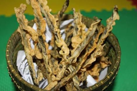 resep keripik daun singkong